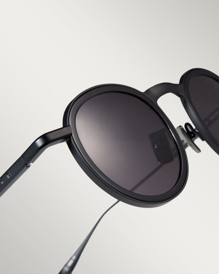 PT01 titanium panto sunglasses, handmade in Sabae Japan - ATELIER 971
